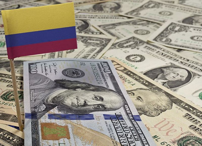El dólar cerró a la baja y profundizó la fortaleza del peso frente a la divisa estadounidense