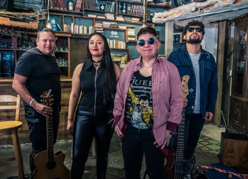 VIDEO | Deycube mostró su ADN acústico y anticipó un giro hacia el heavy